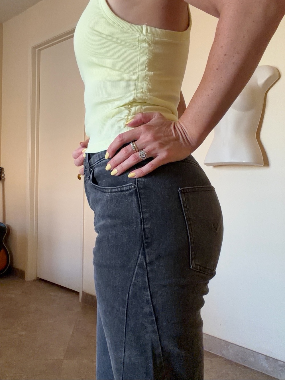Black Wash Hudson Wide Leg Jeans Size 4 NWT - Picture 15 of 17